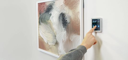 Shelly Wall Display White + Blu H&T Ivory (bundle)