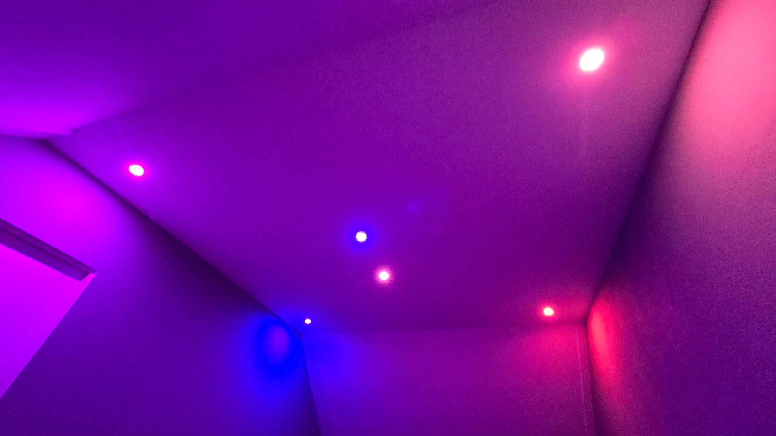 Zigbee spot RGBWW GU10 fitting - 5 Watt