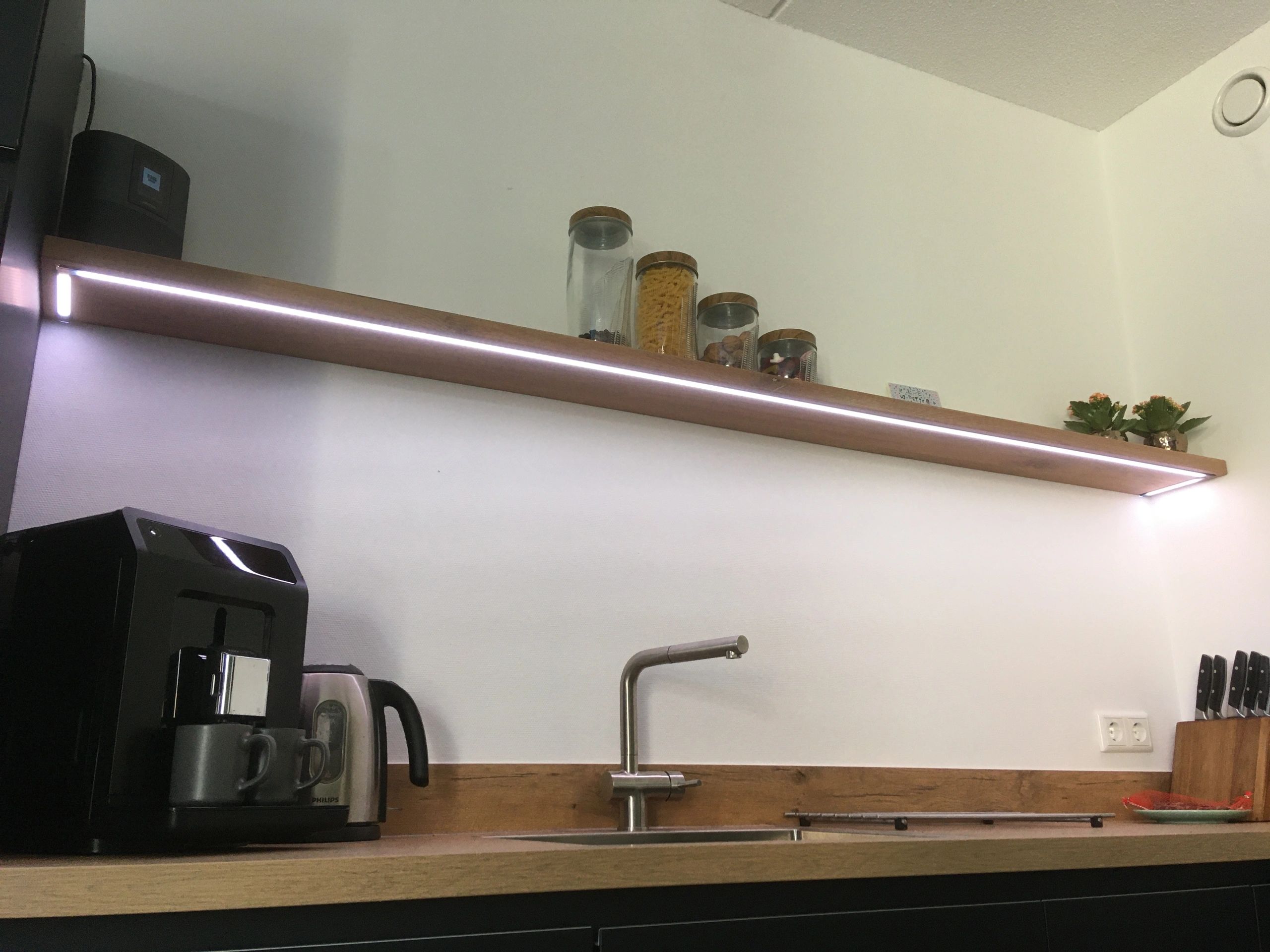 2 meter complete set RGBW led strip met Zigbee controller