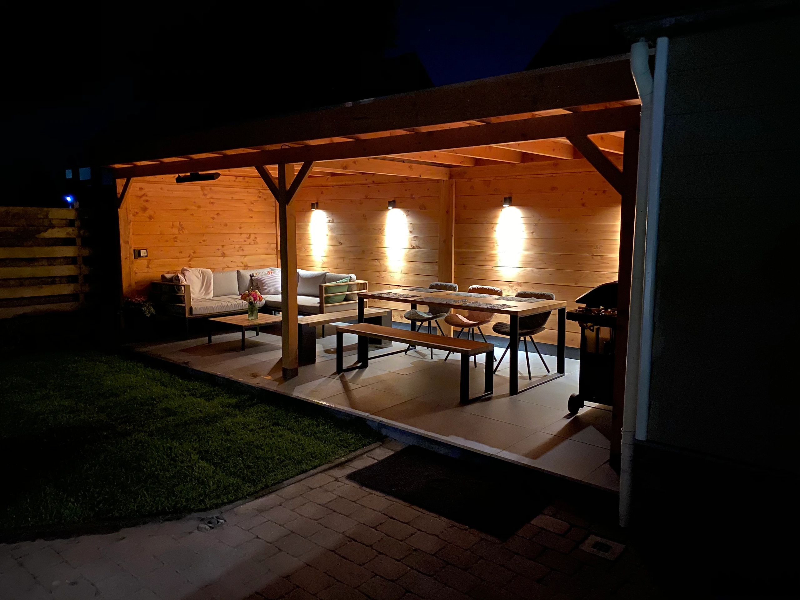 Wifi set met 1 tot 4 RGBW Led spots 4W GU10 fitting