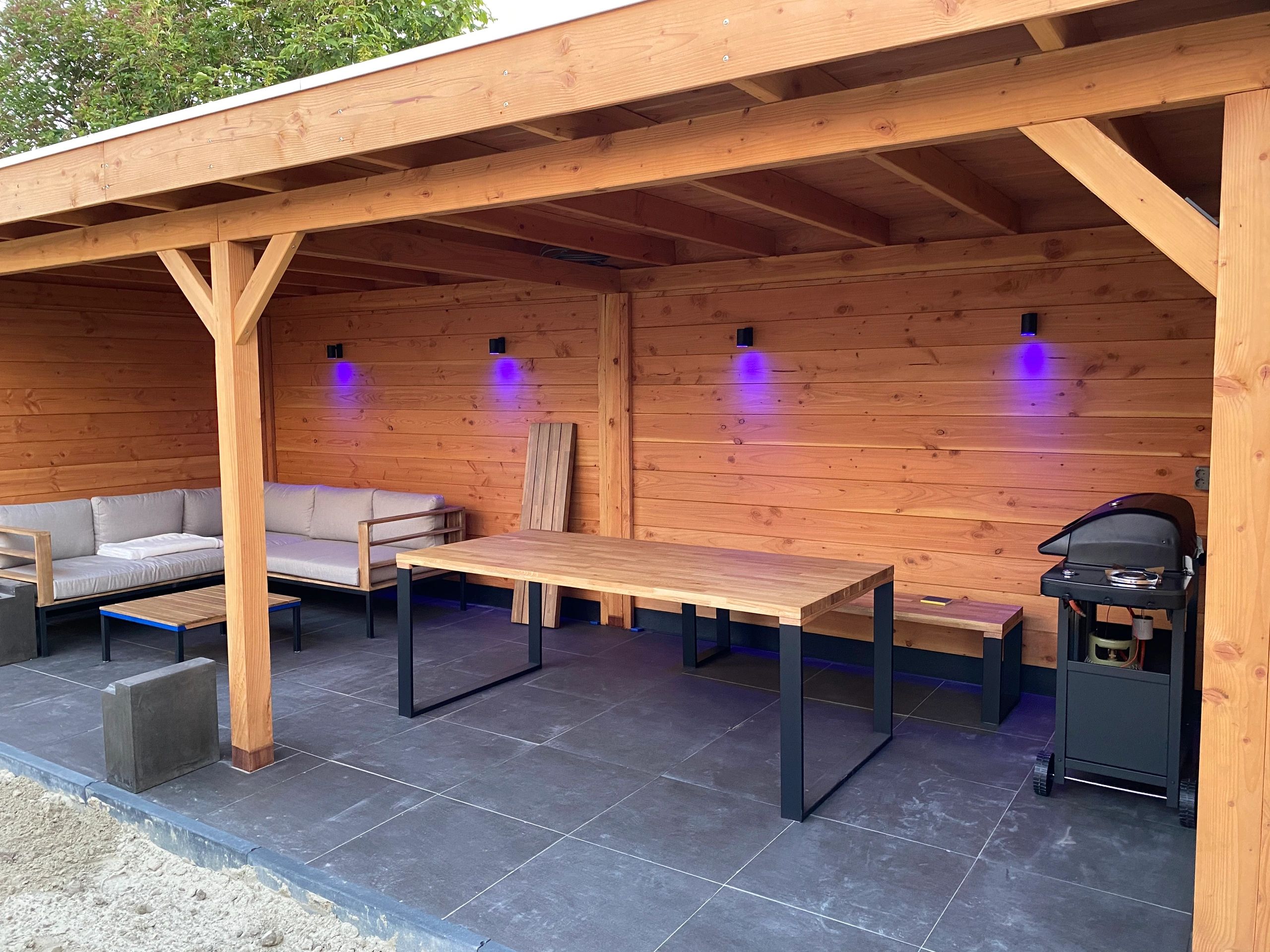 Wifi set met 1 tot 4 RGBW Led spots 4W GU10 fitting