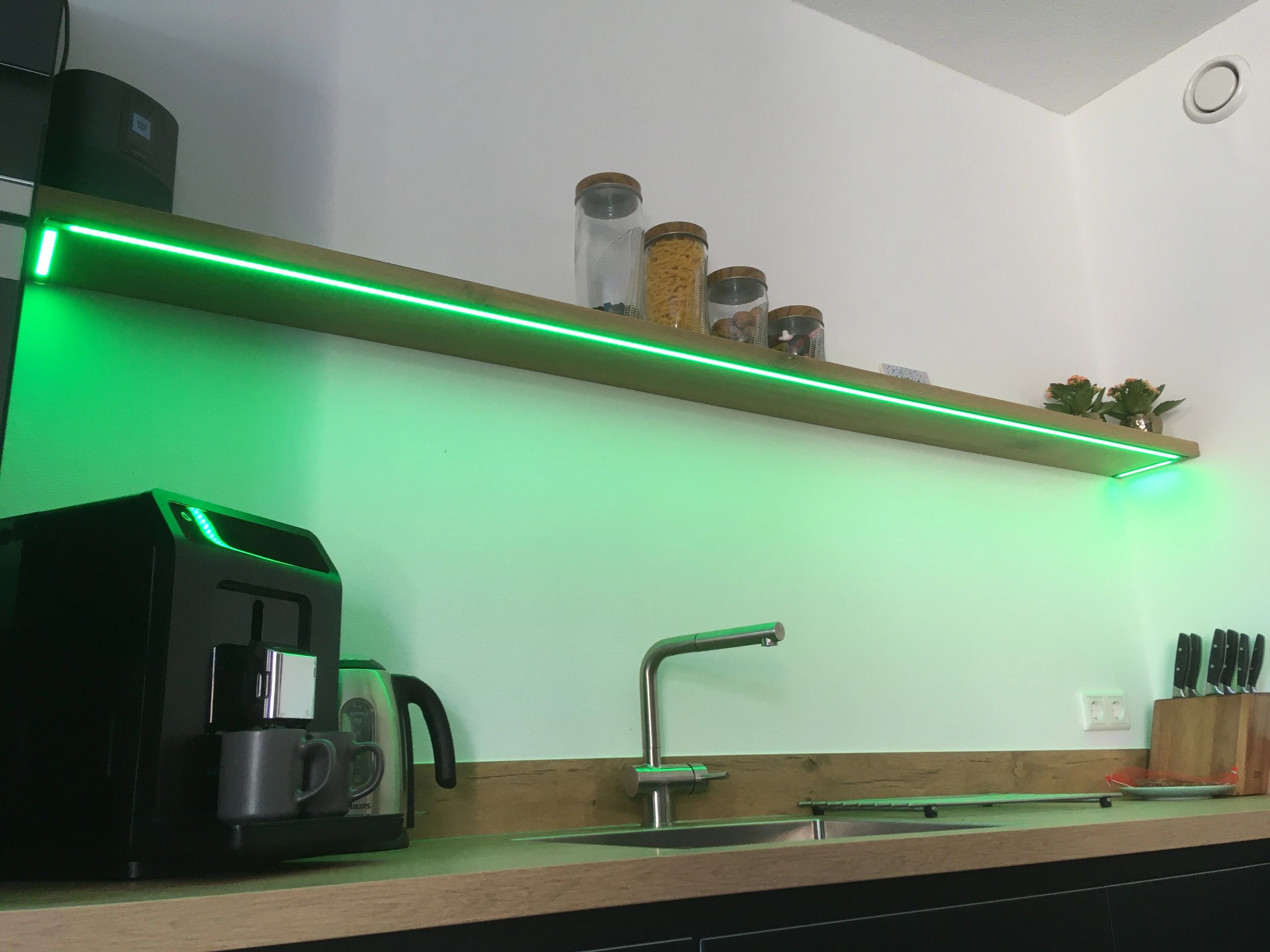 2 meter complete set RGBW led strip met Zigbee controller